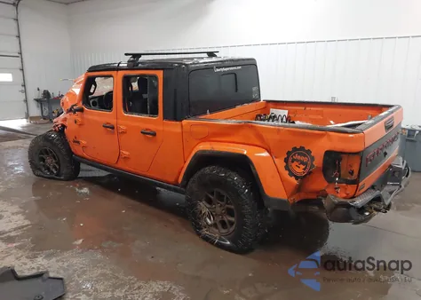 2025 Jeep Gladiator Willys z USA, uszkodzony, nr VIN 1C6PJTAG5SL523399